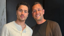 Vergara a pranzo a Pozzuoli, foto con i tifosi e lo staff del locale LA GALLERY