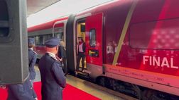 L’arrivo della Coppa Italia a Roma: stasera finale Milan-Bologna | VIDEO