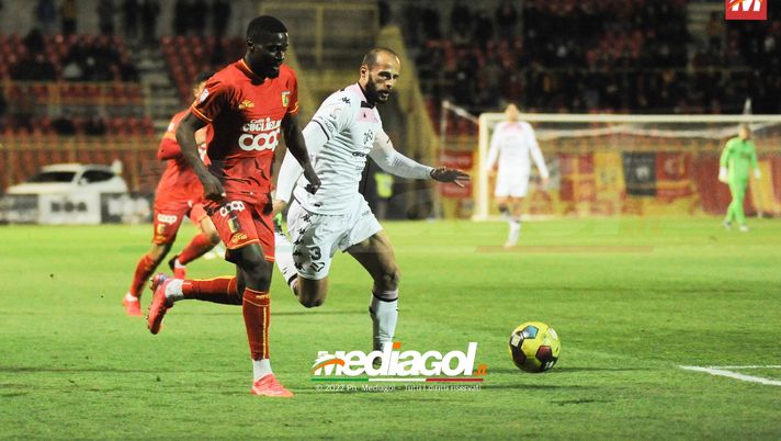 Serie B, 4a giornata: Sampdoria e Spezia non vincono più. Catanzaro in extremis a Lecco e pari Ternana-Bari Serie B, 4a giornata: Sampdoria e Spezia non vincono più. Catanzaro in extremis a Lecco e pari Ternana-Bari - immagine 1
