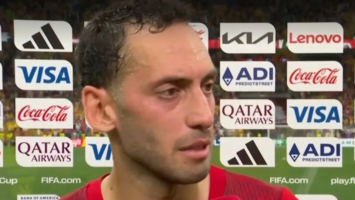 Turchia, Calhanoglu: “Due lanci lunghi e ci hanno fatto due gol, così fa male” Turchia, Calhanoglu: “Due lanci lunghi e ci hanno fatto due gol, così fa male” - immagine 1