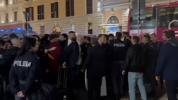 VIDEO – Roma contestata nella notte: “Ci prendono tutti in giro”