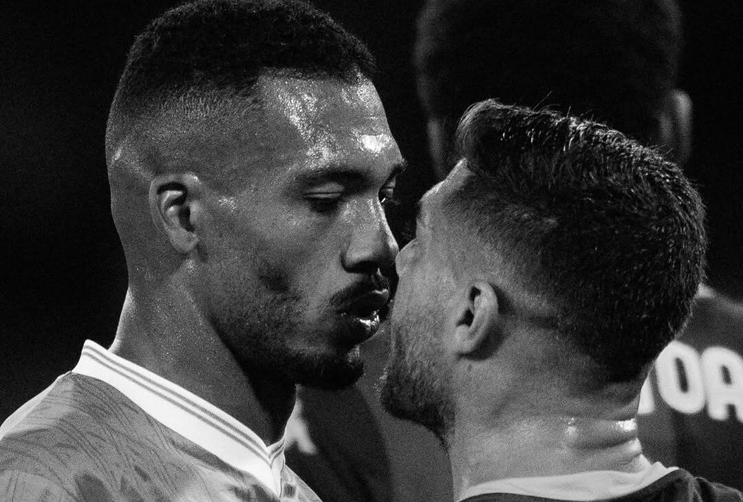 La tenacia del Napoli di Conte: i suggestivi scatti in bianco e nero – LA GALLERY- immagine 1