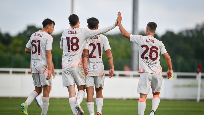 Roma, vittoria netta sul Barnsley. Mercato, Chiesa può diventare un’occasione - immagine 1