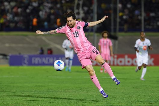 Messi riempie gli stadi: record di pubblico per Chicago Fire-Inter Miami- immagine 3