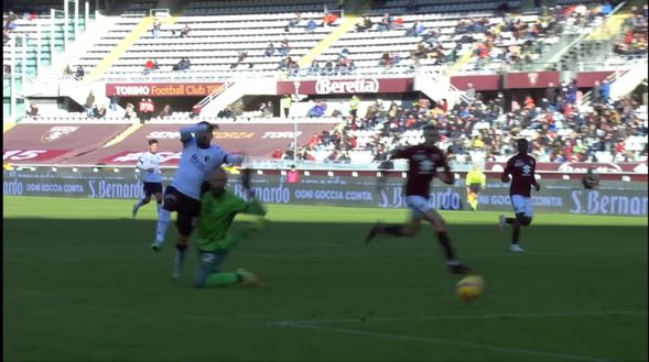 La moviola di Torino-Bologna 2-1: Dionisi, che fai? Caos rigori nel finale- immagine 2