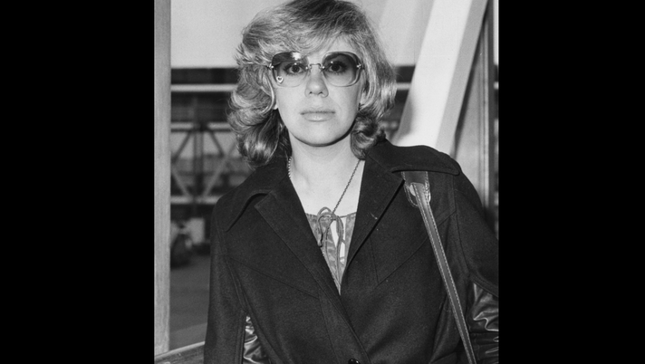 Erica Jong ha la demenza, la figlia racconta il declino: a letto tutto il giorno attaccata… Erica Jong ha la demenza, la figlia racconta il declino: a letto tutto il giorno attaccata… - immagine 1