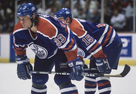 Edmonton ha dominato 3 sere fa: 5-1 sui Flames (Photo by Al Bello/Allsport/Getty Images) Flames-Oilers, NHL: dove vedere la partita in streaming gratis e diretta TV- immagine 5