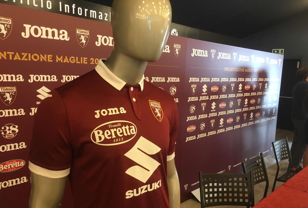 Fotogallery – Torino, le maglie della stagione 2019/2020 - immagine 3