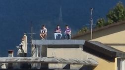 Tifare Fiorentina dal tetto? I due tifosi viola rischiano il Daspo!