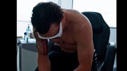 VIDEO / Ibrahimovic rimuove un tatuaggio e mostra sui social tutta la sofferenza