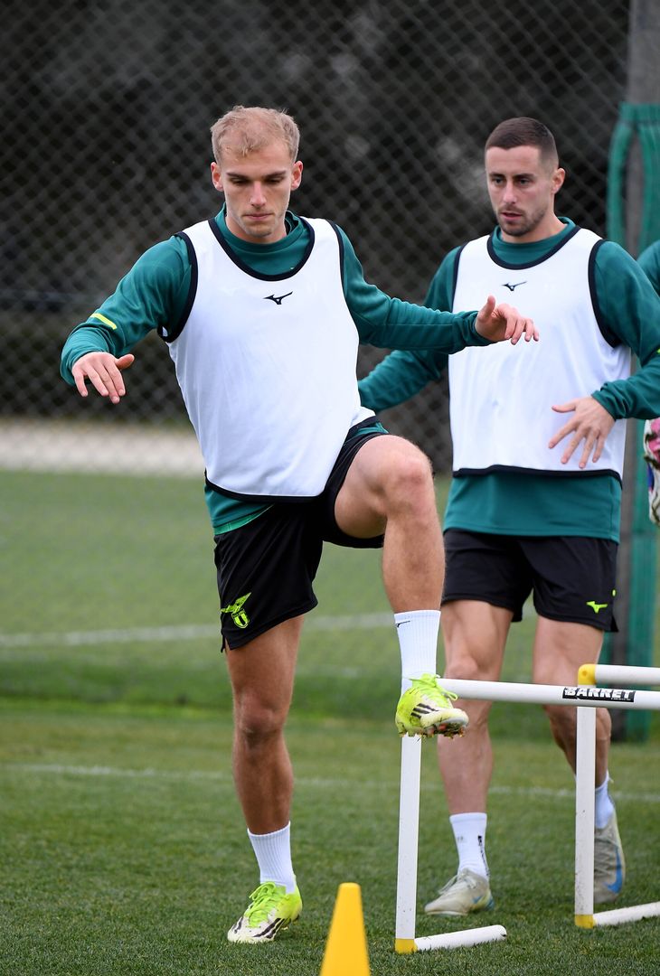 Lazio, tutte le immagini dell’allenamento a Formello – GALLERY - immagine 13