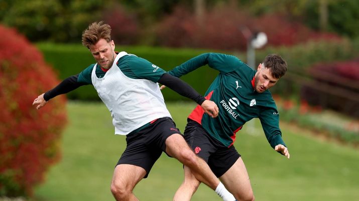 Niclas Fullkrgu e Santiago Gimenez, attaccanti del Milan
