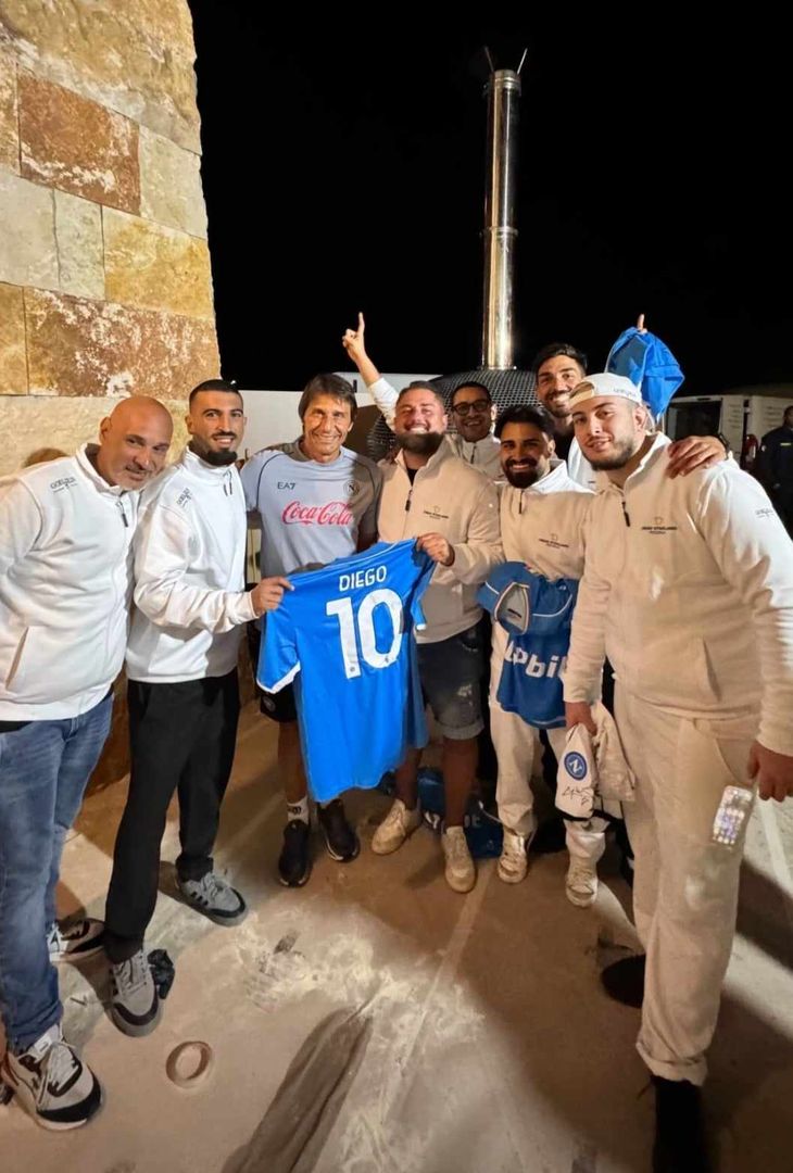 GALLERY Festa per Conte, pizza, risate e un gruppo ritrovato: presente anche ADL - immagine 8