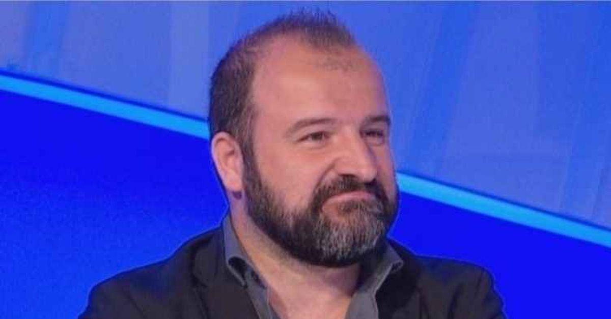 Il capo ultras del Milan a Tancredi: “Stai ancora festeggiando la Champions?” Il capo ultras del Milan a Tancredi: “Stai ancora festeggiando la Champions?”