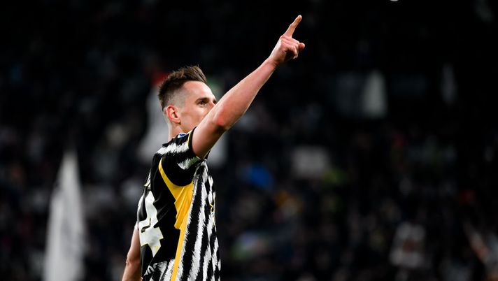 TURIN, ITALY - MARCH 10: Arkadiusz Krystian Milik of Juventus celebrates after scoring his team's second goal during the Serie A TIM match between Juventus and Atalanta BC - Serie A TIM at Allianz Stadium on March 10, 2024 in Turin, Italy. (Photo by Daniele Badolato - Juventus FC/Juventus FC via Getty Images) Juventus, Milik out contro il Torino: unico assente in casa bianconera - immagine 1