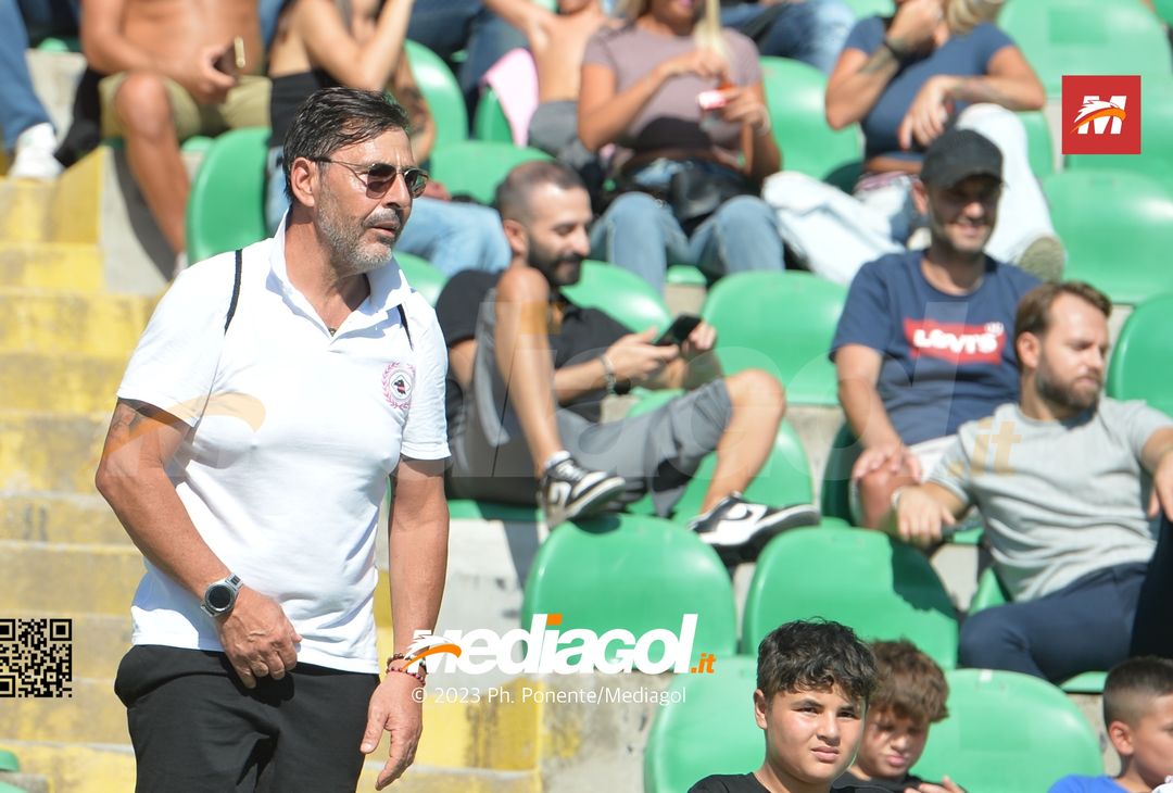 FOTOTIFO Palermo-Sudtirol 2-1, gli scatti ai tifosi al “Renzo Barbera” (GALLERY) - immagine 36
