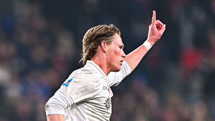 GENOA, ITALY - FEBRUARY 7: Scott McTominay of Napoli celebrates after scoring a goal during the Serie A match between Genoa CFC and SSC Napoli at Stadio Luigi Ferraris on February 7, 2026 in Genoa, Italy. (Photo by Simone Arveda/Getty Images) I casi per la 25a al fanta: McTominay, Pio Esposito, Scamacca, Pulisic, Leao, K. Thuram, Hermoso, Mina… - immagine 1