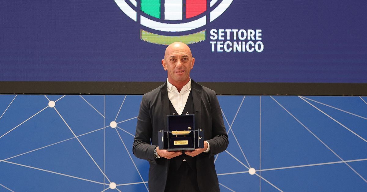 Milan protagonista nell’Italia U19: quattro i convocati da Mister Bollini Milan protagonista nell’Italia U19: quattro i convocati da Mister Bollini
