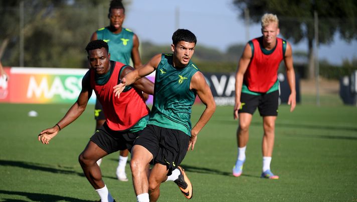 Belahyane e Dele-Bashiru