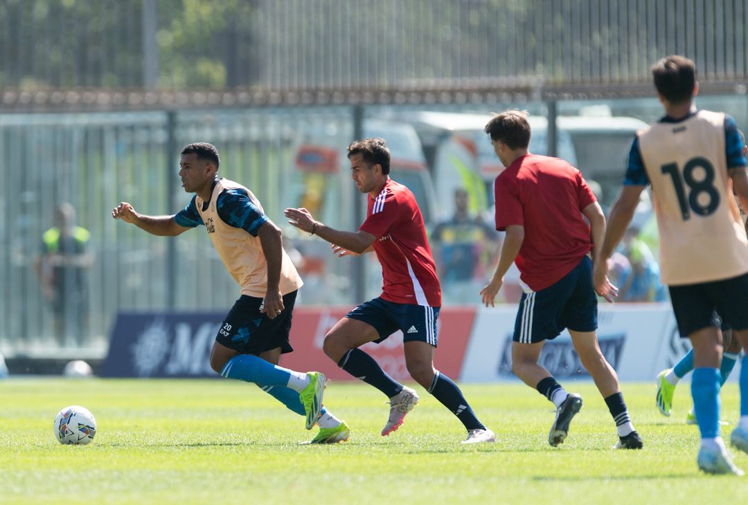 GALLERY Allenemento congiunto Napoli-Casertana: gli scatti più belli - immagine 12