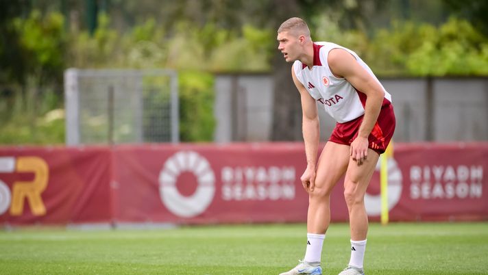 Dovbyk ancora in standby: domani lavoro parziale con il gruppo - immagine 1