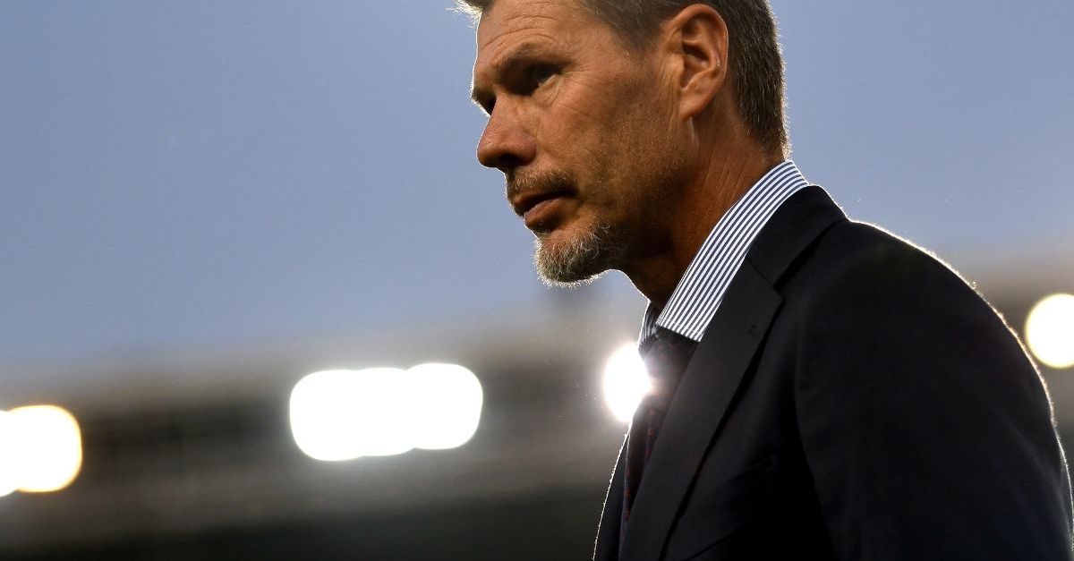 Boban: “Lottai con Maldini contro la proprietà per il bene del Milan. Poi …” Boban: “Lottai con Maldini contro la proprietà per il bene del Milan. Poi …”