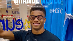 Neres cambia lavoro per qualche ora: il simpatico video del brasiliano