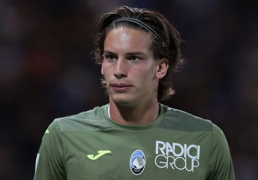 BERGAMO, ITALY - SEPTEMBER 02: Marco Carnesecchi of Atalanta BC looks on during the Serie A TIM match between Atalanta BC and AC Monza at Gewiss Stadium on September 02, 2023 in Bergamo, Italy. (Photo by Emilio Andreoli/Getty Images) Cambio importante per Gasperini? Pronto l’esordio per un ex obiettivo viola- immagine 2