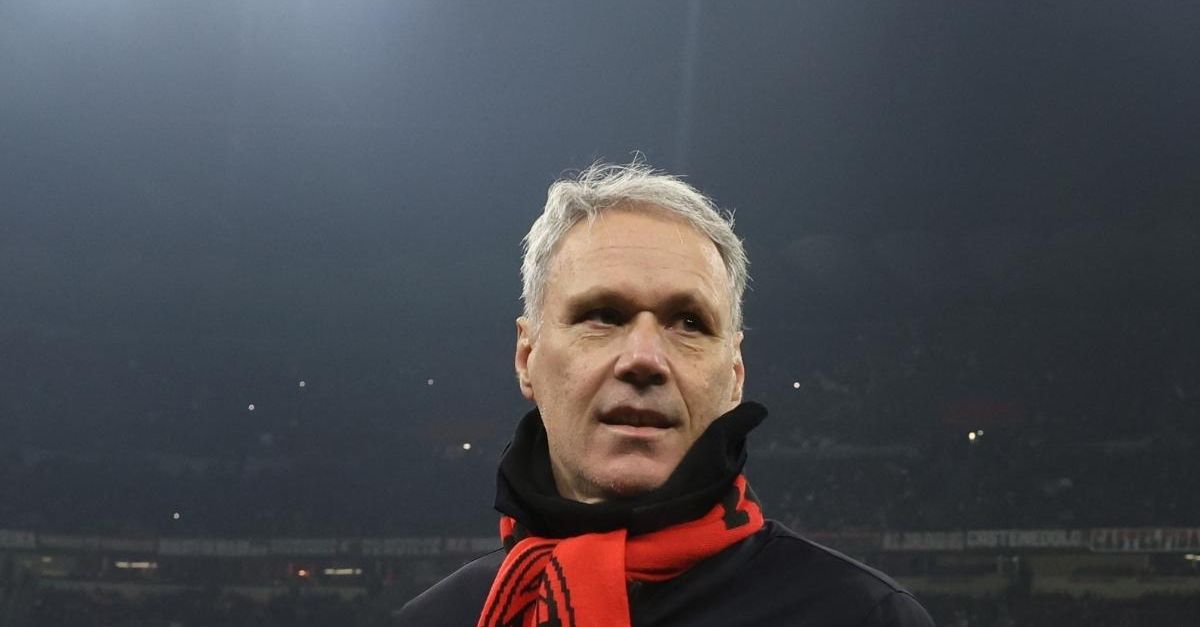 13 dicembre: van Basten e Shevchenko scrissero la storia del Milan. Il ricordo 13 dicembre: van Basten e Shevchenko scrissero la storia del Milan. Il ricordo