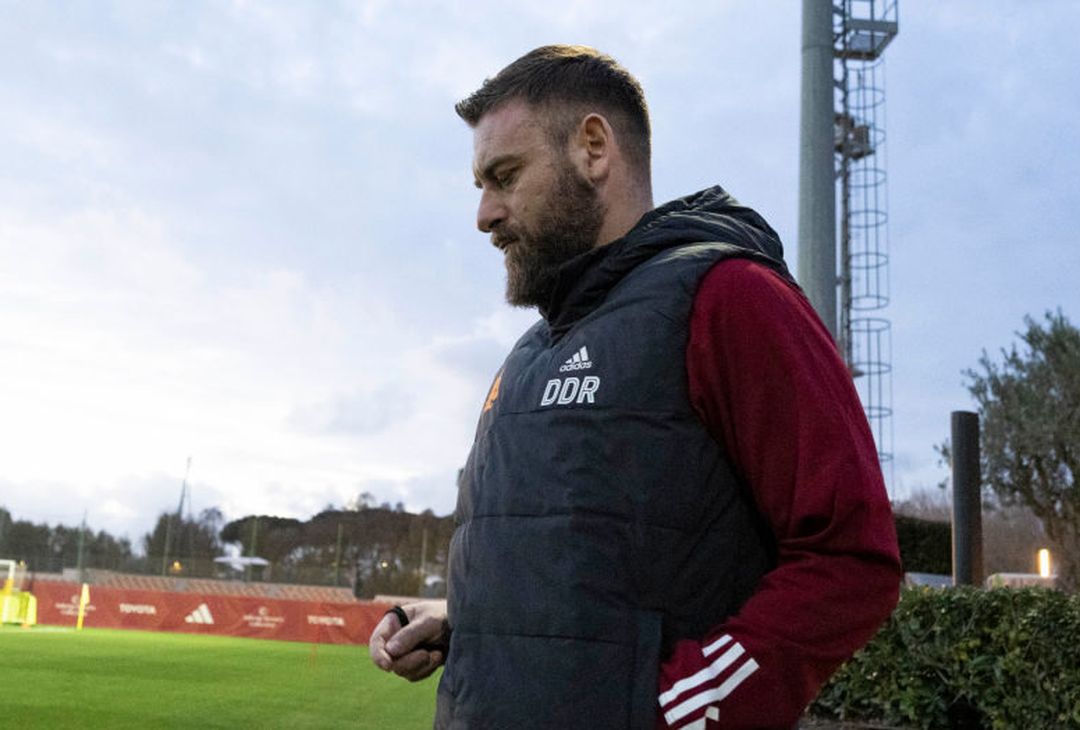 Roma Il Primo Allenamento In Giallorosso Di Daniele De Rossi Foto Gallery Forzaroma Info