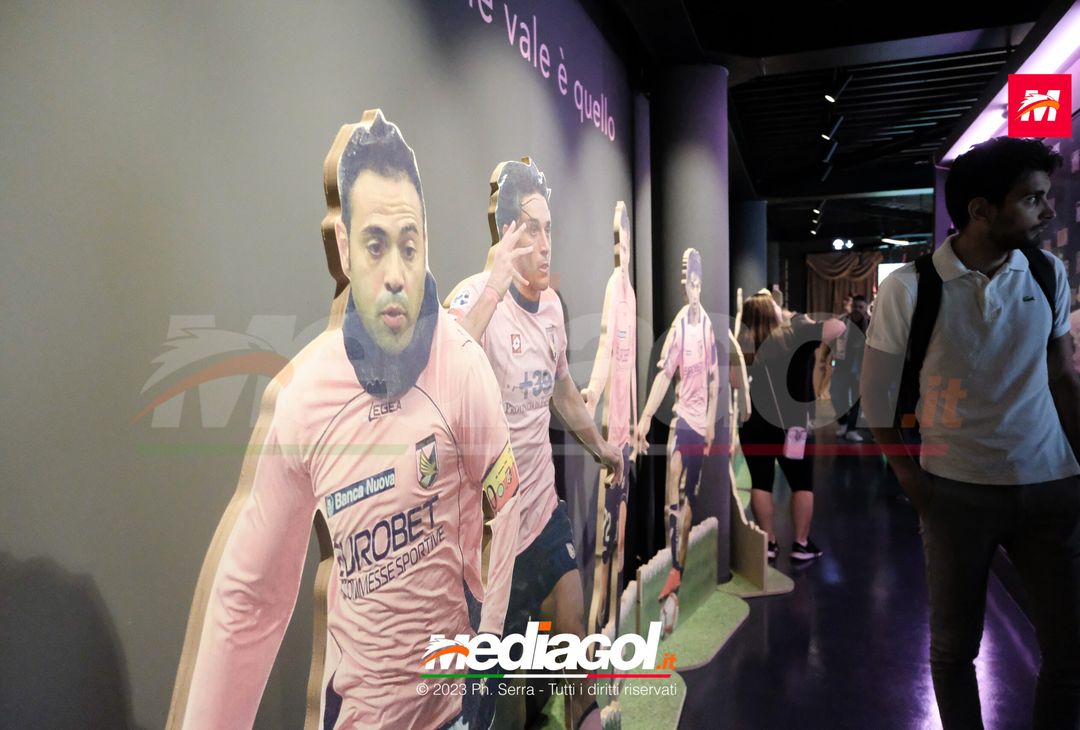 FOTO PALERMO, i tifosi rosanero in tour allo stadio ‘Renzo Barbera’ (GALLERY) - immagine 50
