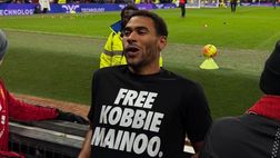 Mainoo-Napoli, la reazione di Amorim alla maglietta “Free Kobbie”: i dettagli