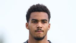 Odogu: il Milan ragiona sul prestito. Sul calciomercato tante opzioni per la difesa