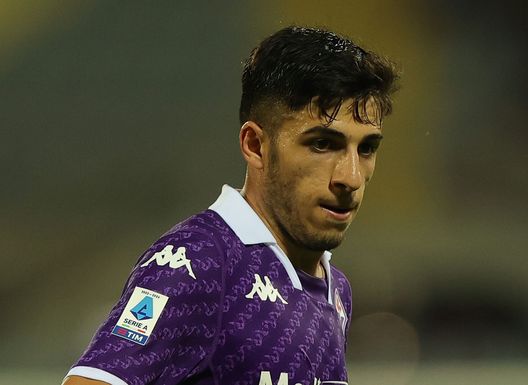 FLORENCE, ITALY - AUGUST 27: Fabiano Parisi of ACF Fiorentina in action during the Serie A TIM match between ACF Fiorentina and US Lecce at Stadio Artemio Franchi on August 27, 2023 in Florence, Italy. (Photo by Gabriele Maltinti/Getty Images) Fiorentina-Atalanta, le formazioni ufficiali: Italiano sorprende ovunque- immagine 2
