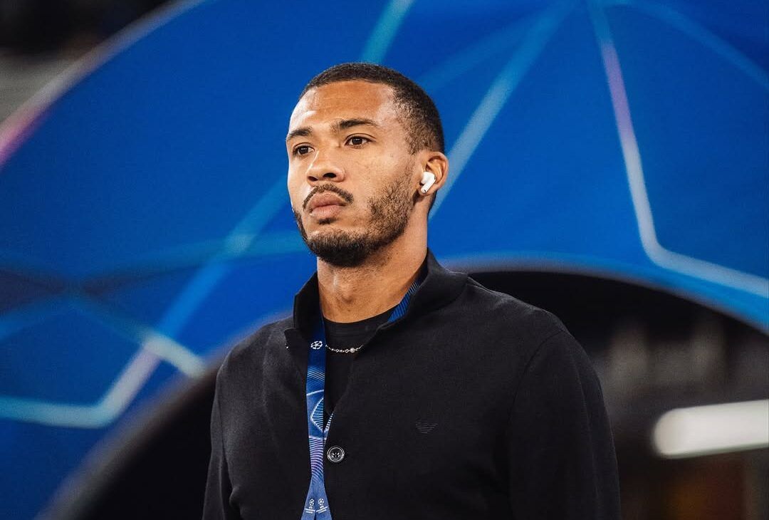 Gli azzurri sul campo del Maradona con tutto il loro stile per la notte di Champions- immagine 1