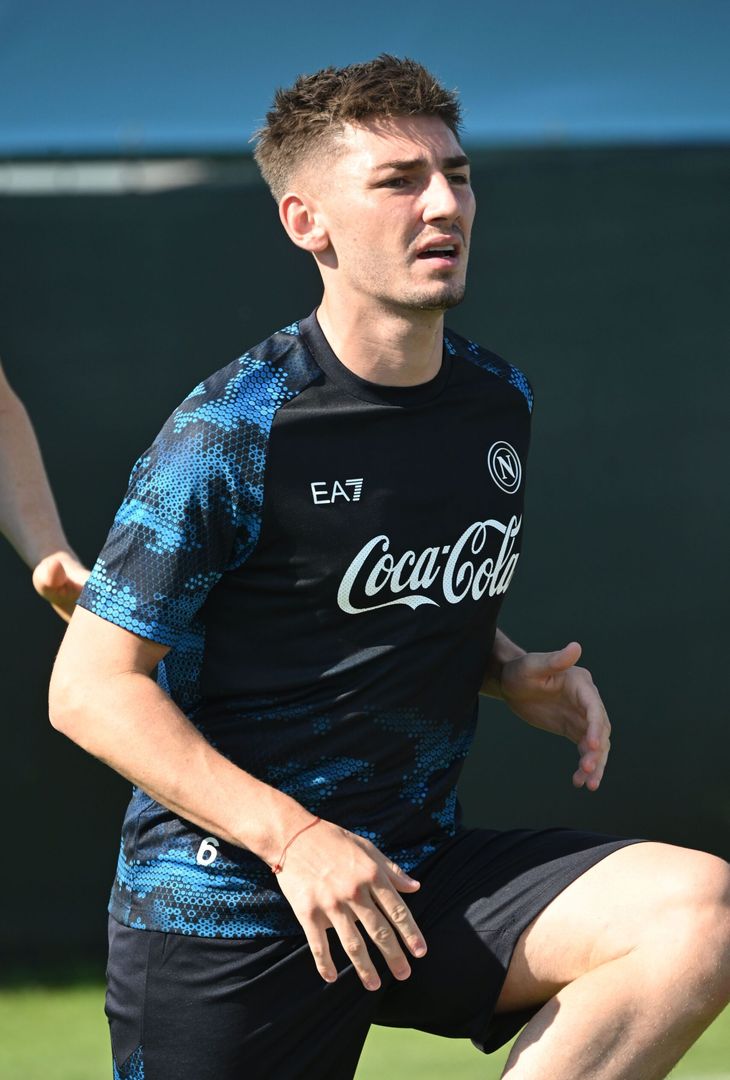 GALLERY I primi allenamenti in azzurro di Gilmour e McTominay - immagine 4