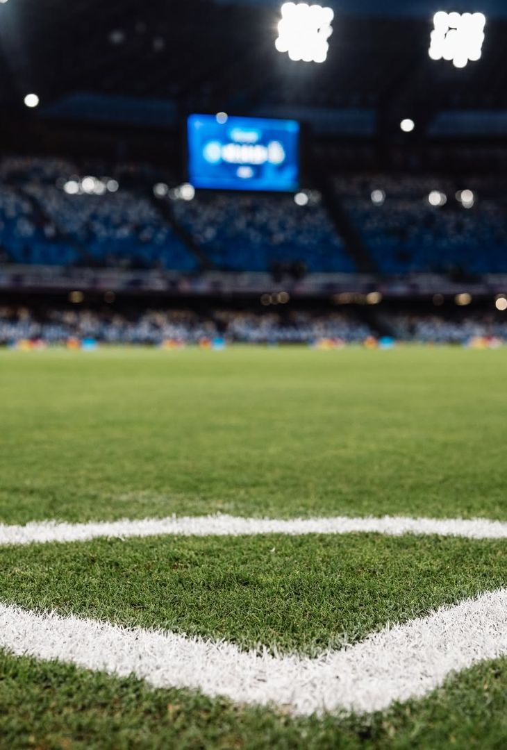 Circa un'ora separa Napoli-Sporting Lisbona dal suo fischio d'inizio. In programma alle 21:00, la gara è valevole per la 2ª giornata della League Phase dell'edizione 2025/26 di Champions. Ad ospitare tale scontro sarà lo Stadio Diego Armando Maradona, di cui l'admin dei social azzurri ha pubblicato una serie di scatti sul proprio account Instagram.