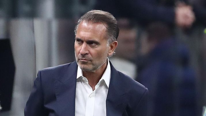 Niente più deleghe, un profilo alla Fabregas e non solo: il Milan di Cardinale e la comunicazione fumosa