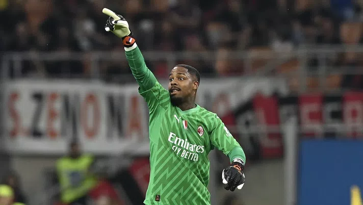 Mike Maignan AC Milan Milan-Verona 3-1 Serie A 2022-2023