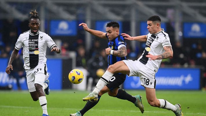 Inter-Udinese, moviola CdS: rigore inevitabile. Gol di Lucca, giusto annullare - immagine 1