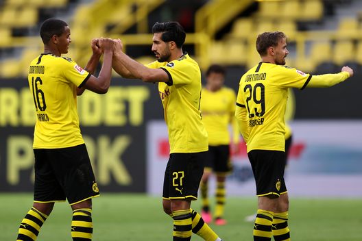 DORTMUND, GERMANY - JUNE 06: Emre Can, Manuel Akanji and Marcel Schmelzer of Borussia Dortmund celebrate after victory in the Bundesliga match between Borussia Dortmund and Hertha BSC at Signal Iduna Park on June 06, 2020 in Dortmund, Germany. (Photo by Lars Baron/Getty Images) Newcastle Borussia Dortmund