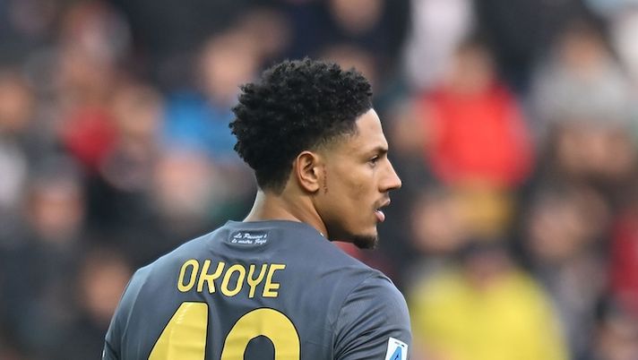 UDINE, ITALY - DECEMBER 30: Maduka Okoye of Udinese Calcio looks on during the Serie A TIM match between Udinese Calcio and Bologna FC at Dacia Arena on December 30, 2023 in Udine, Italy. (Photo by Alessandro Sabattini/Getty Images) Da Udine: Okoye in campo, ma ha bisogno almeno di un altro mese. Il ‘caso lista’ e con Sava… - immagine 1