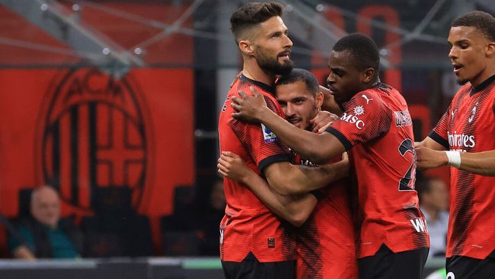MILAN, ITALY - MAY 11: Ismael Bennacer of AC Milan celebrates with his team-mates after scoring the opening goal during the Serie A TIM match between AC Milan and Cagliari at Stadio Giuseppe Meazza on May 11, 2024 in Milan, Italy. (Photo by Giuseppe Cottini/AC Milan via Getty Images) Serie A, Milan-Cagliari 5-1: cinquina rossonera per consolidare il secondo posto - immagine 1
