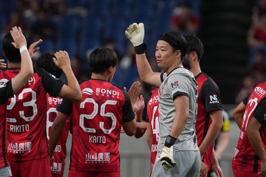 Shun Yoshida, portiere degli Urawa Reds, nella partita della J.LEAGUE International Series 2024 tra gli Urawa Red Diamonds e il Newcastle United allo stadio di Saitama il 31 luglio 2024 a Saitama, Giappone. (Foto di Masashi Hara/Getty Images) Un multiverso di emozioni e la voglia di ritrovarsi! Il film di Inter-Urawa Red Diamonds- immagine 6