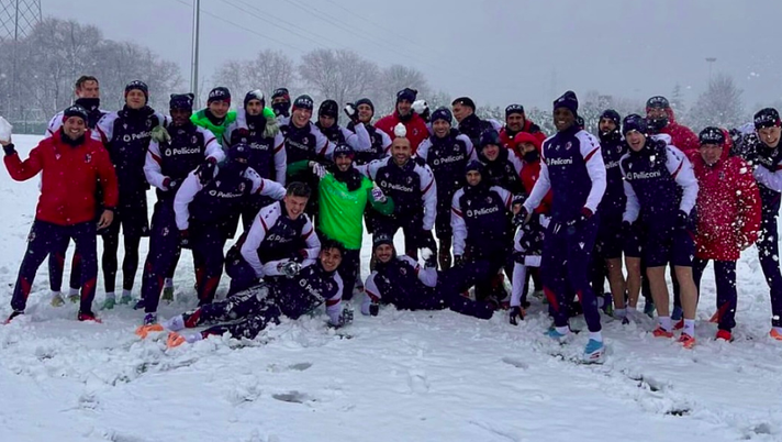 Il Bologna è riuscito ad allenarsi sotto la neve. Ecco i convocati per domani- immagine 1