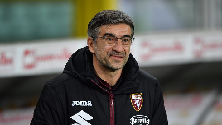 TURIN, ITALY - NOVEMBER 22: Torino FC head coach Ivan Juric looks on during the Serie A match between Torino FC and Udinese Calcio at Stadio Olimpico di Torino on November 22, 2021 in Turin, Italy. (Photo by Valerio Pennicino/Getty Images) Sampdoria-Torino 2-1, Juric: “Presi due gol in un modo che mi dà proprio fastidio”- immagine 2