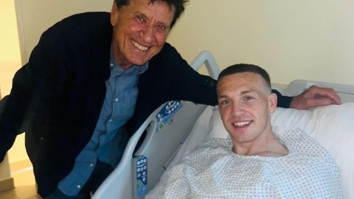 Gianni Morandi fa visita a Lewis Ferguson dopo l’operazione al ginocchio - immagine 1