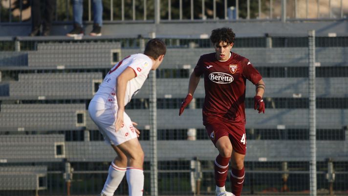 ORBASSANO, ITALY - NOVEMBER 30: Alessio Raballo of Torino Primavera in action during the Primavera 1 match between Torino U20 and Monza U20 at stadium Valentino Mazzola on November 30, 2024 in Orbassano, Italy. Photo: Nderim Kaceli Torino, c’è un convocato a sorpresa a Cuba: si tratta di Raballo - immagine 1