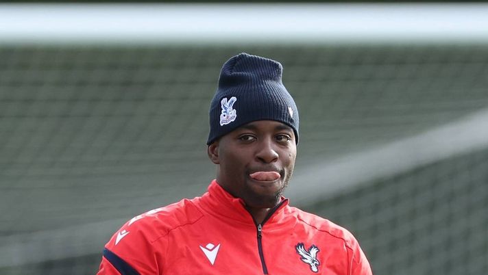 Ravezzani duro col Milan per Mateta: 'Pessima figura. Puro dilettantismo'