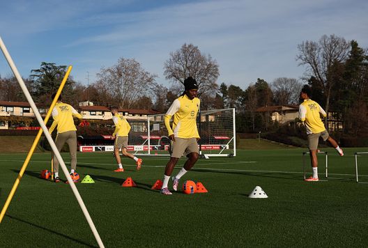 CAIRATE, ITALY - DECEMBER 06 (Photo by Claudio Villa/AC Milan via Getty Images) Milan Maignan Ribery